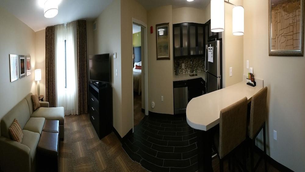 Staybridge Suites Merrillville By Ihg Экстерьер фото