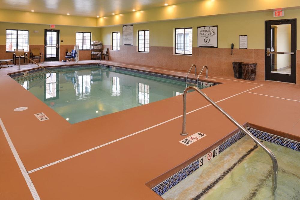 Staybridge Suites Merrillville By Ihg Экстерьер фото