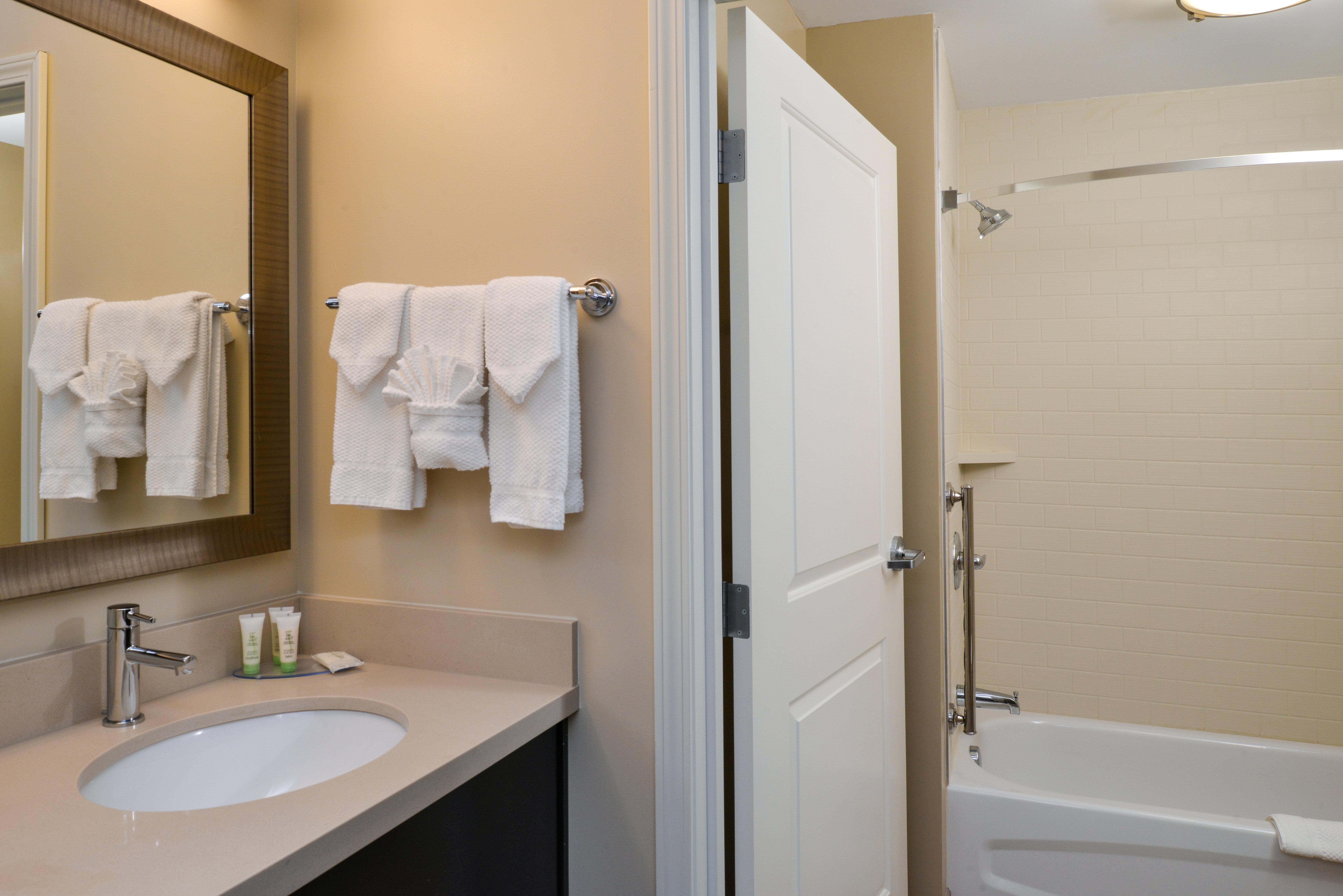 Staybridge Suites Merrillville By Ihg Экстерьер фото